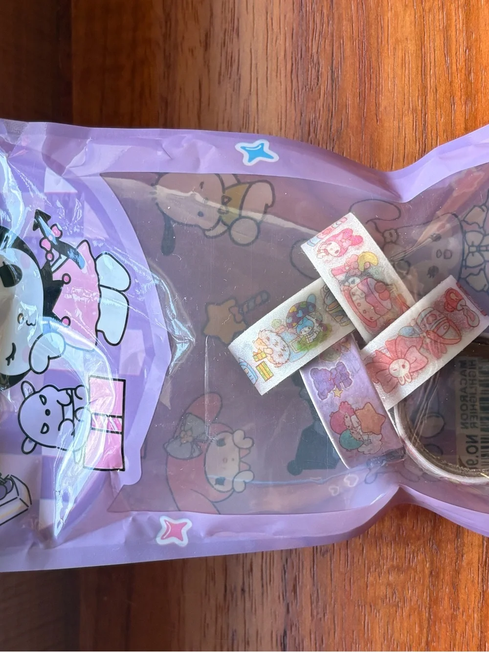 Hello Kitty comes five
